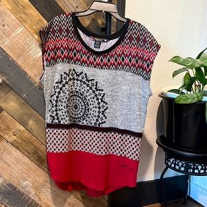 EUC - Desigual, oversized tee